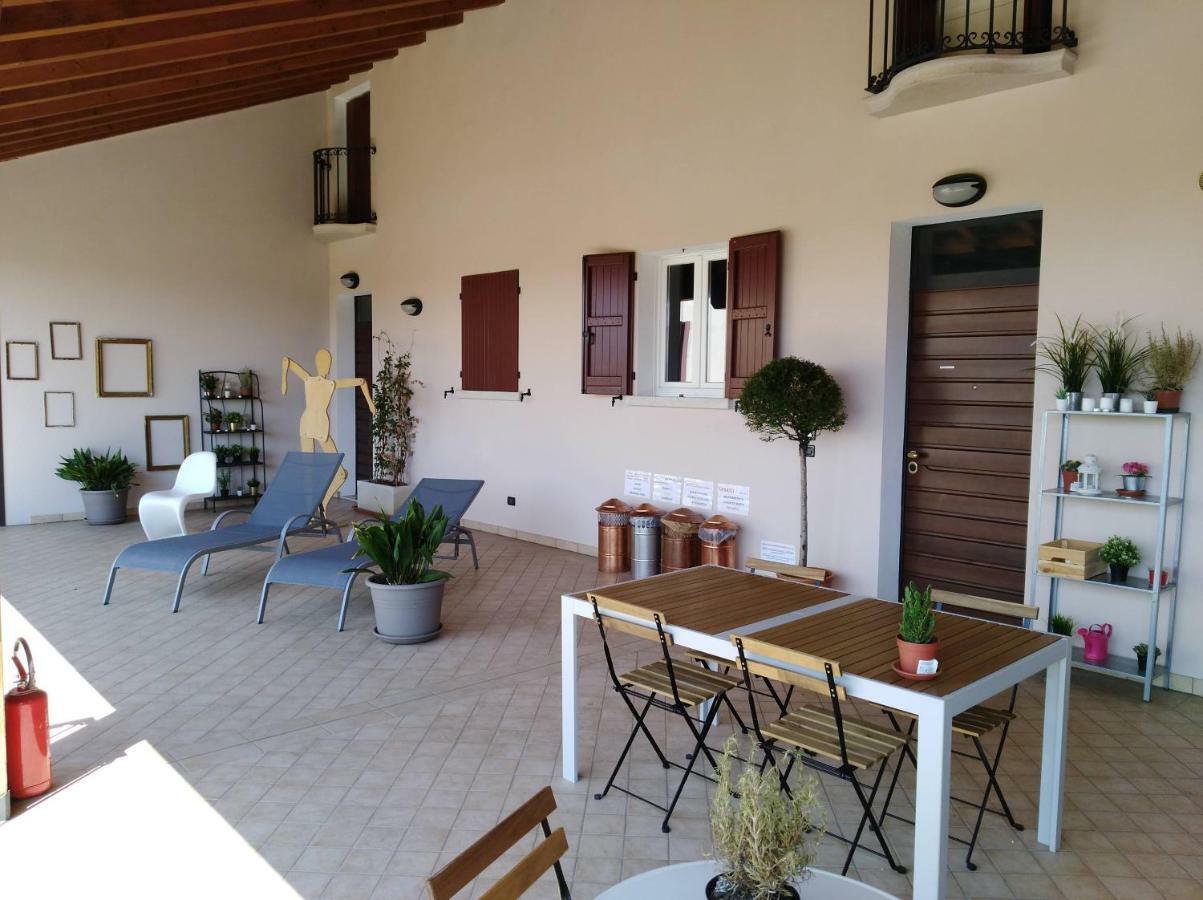 Designcontrodesign Villa Desenzano del Garda Exterior photo